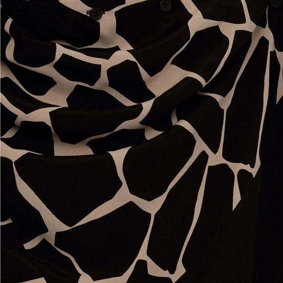 HOBBS london SUZANNA ANIMAL midi collar button dress animal print - Picture 6 of 9